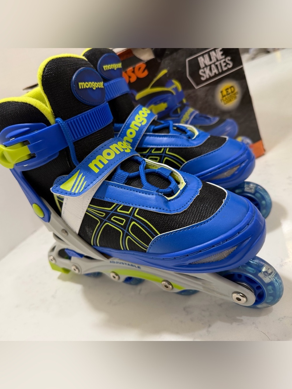 Mongoose Blue Kids Adjustable Inline Skates with Secure Straps and LED lights - Picture 8 of 16